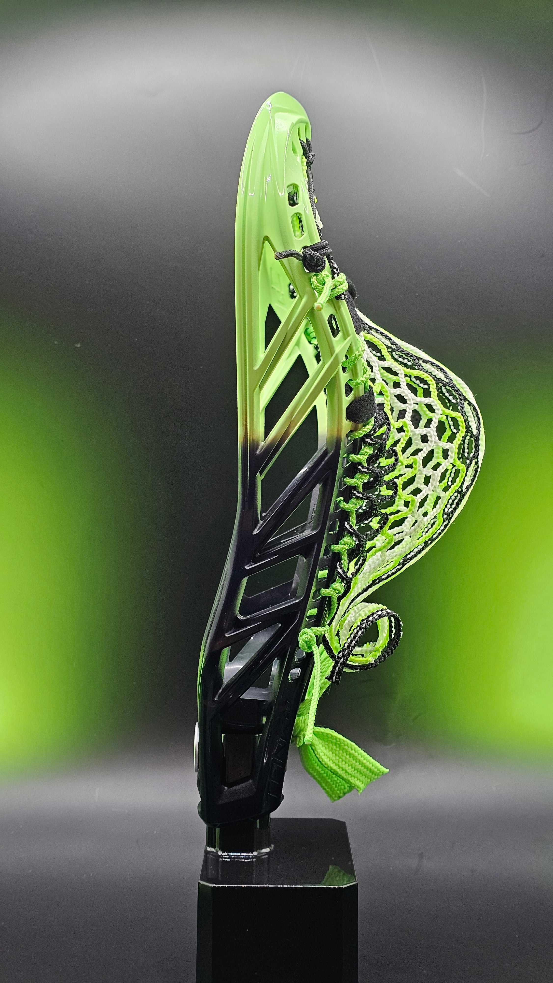 Maverik Tank 2 Neon Green to Black